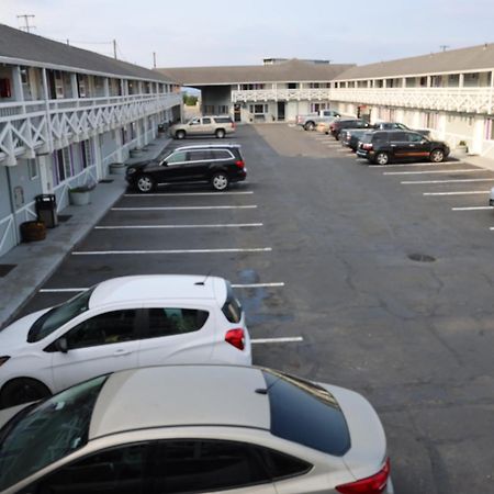 Global Inn Coos Bay Bagian luar foto