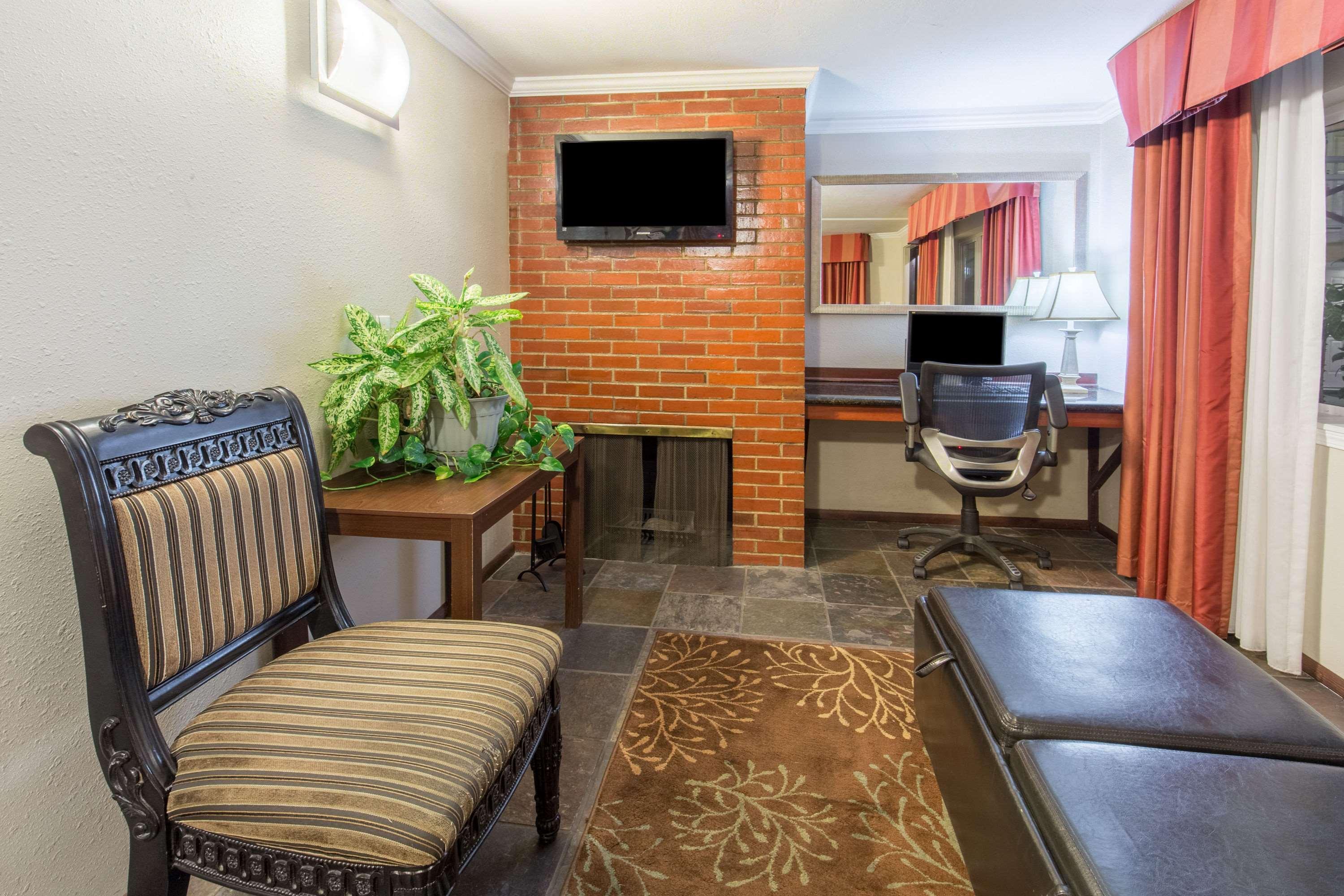 Global Inn Coos Bay Bagian luar foto