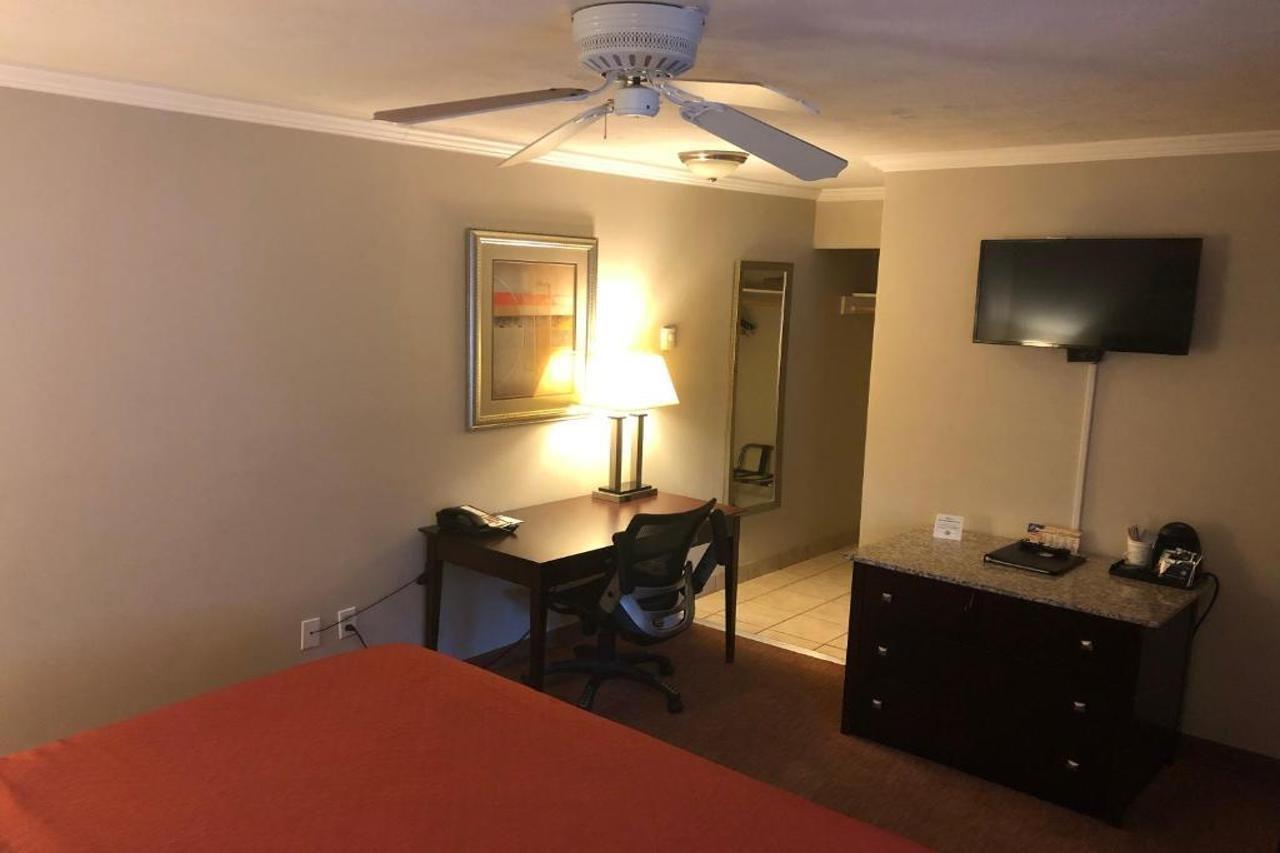 Global Inn Coos Bay Bagian luar foto