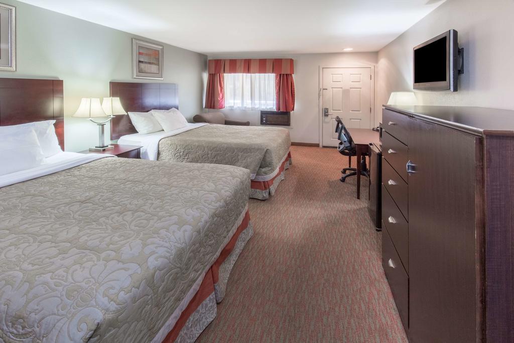 Global Inn Coos Bay Bagian luar foto